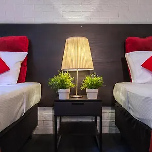 Ascot Budget & Residences 3* Брисбен